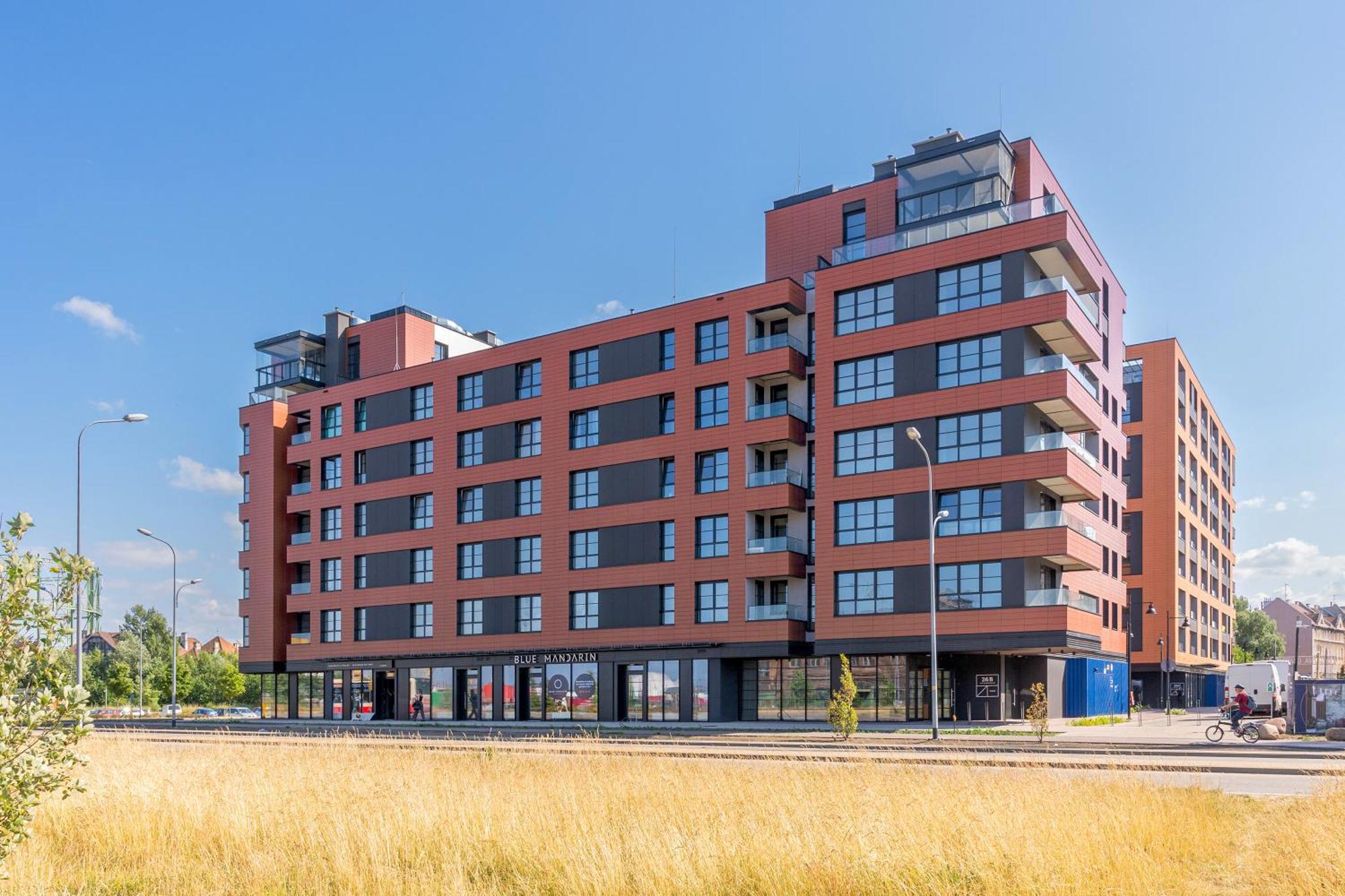 Doki Living By Blue Mandarin Parking & Foodhall Gdansk Exterior photo